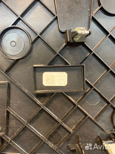 Накладка центральной консоли левая Bmw X7 G07