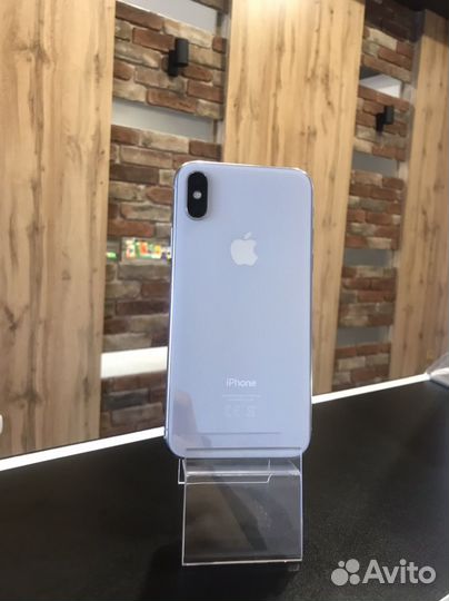 iPhone X, 64 ГБ