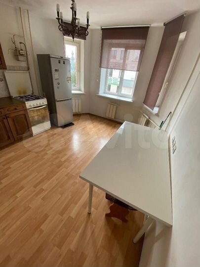 1-к. квартира, 58 м², 3/6 эт.