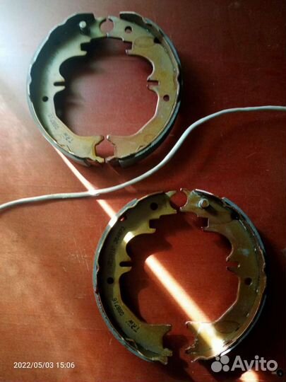 Тормозные колодки toyota land cruiser 100