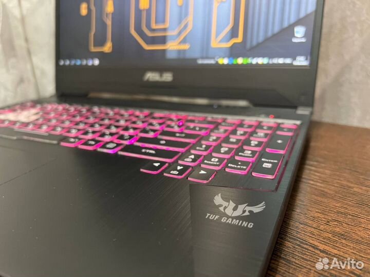 Игровой Asus TUF gtx1650/i5-9300h/8gb/512ssd/ips