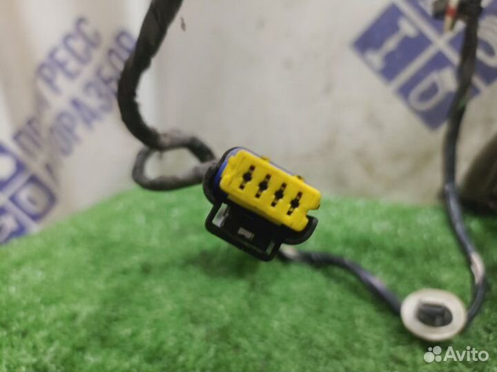 Проводка двери передняя правая Renault Fluence