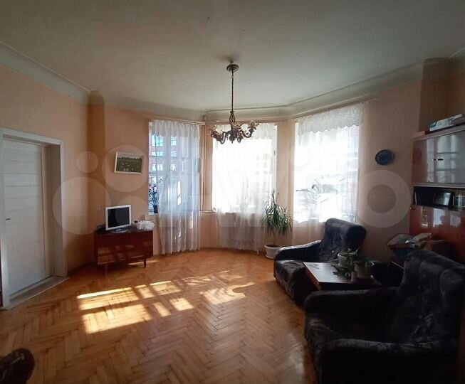 3-к. квартира, 74,1 м², 2/6 эт.