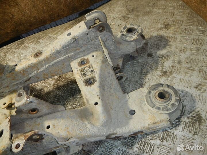 Б/У Б/У Балка задняя, Toyota (Тойота) -avensis III