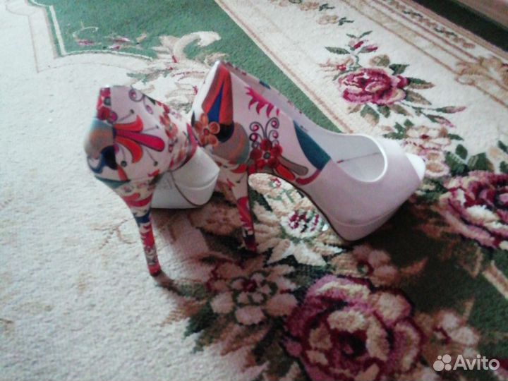 Туфли женские 38 размер новые