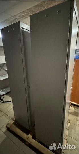 Шкаф практик 3-Х секционный металлический