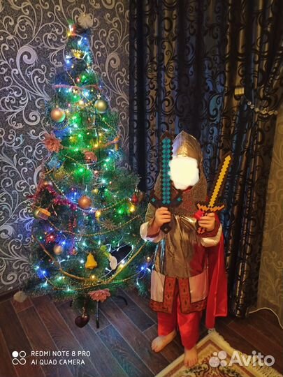 Новогодний костюм продаю