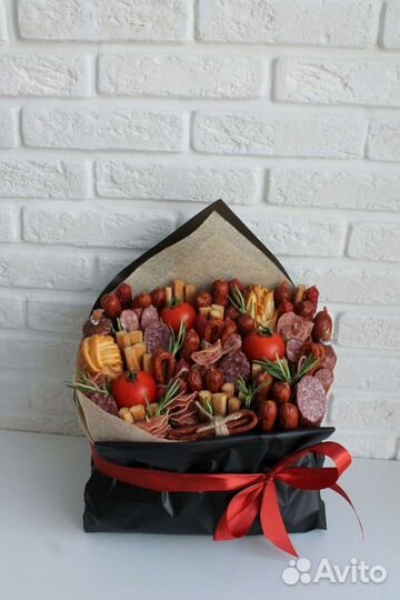 Мужские букеты из сыра/колбасы/рыбы/съедобные