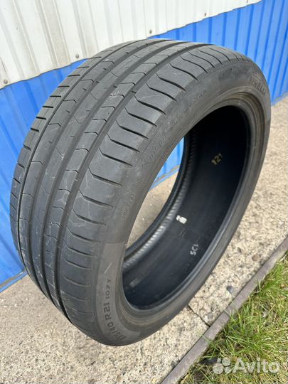 Pirelli P Zero 275/40 R21