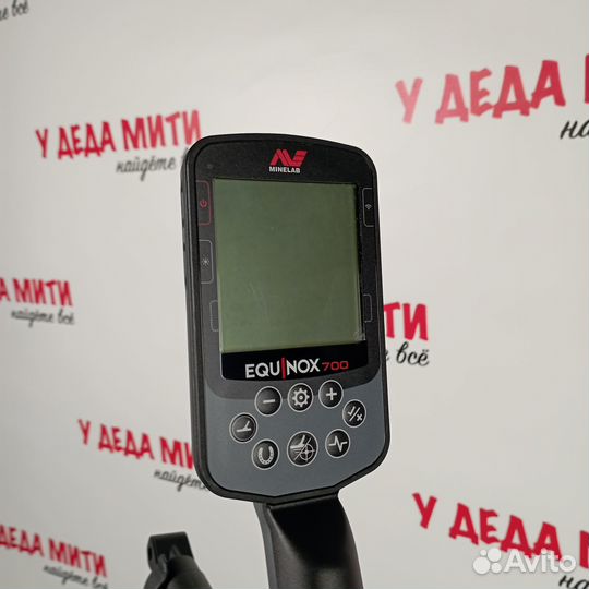 Металлоискатель Minelab Equinox 700