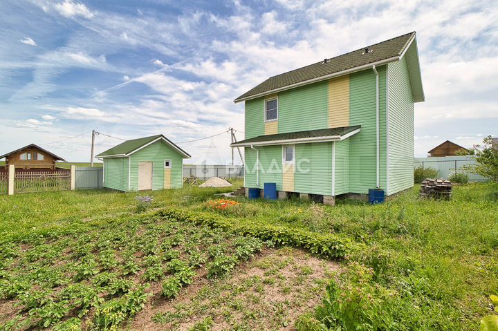 Дом 99,4 м² на участке 9,2 сот.