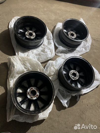 Диски BMW R18 365 Style Оригинал Черные