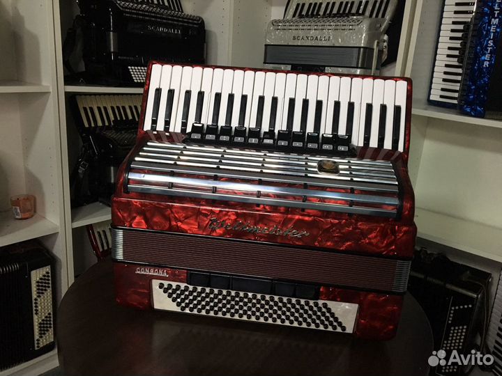 Аккордеон Weltmeister Consona