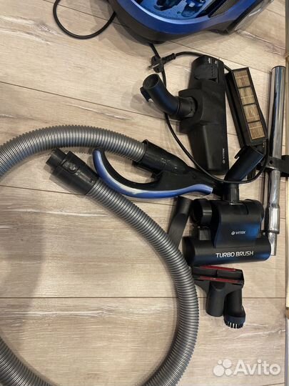 Пылесос Vitek 1800 w