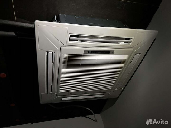 Кондиционер промышленный на 100м²