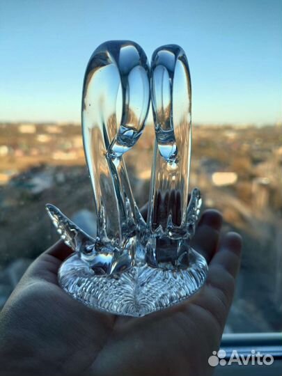 Статуэтки лебеди хрусталь и козёл с подсветкой