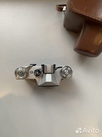 Плёночный фотоаппарат Zenit E