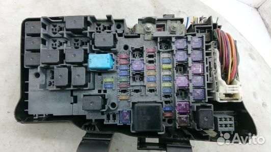 Блок предохранителей mazda 6 2 (83T24M101)