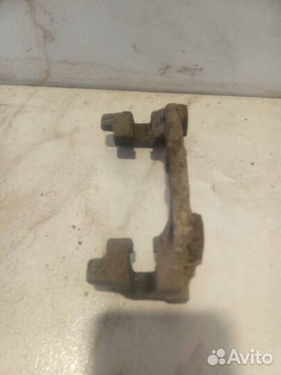 Скоба суппорта заднего Ford Focus 2 CB4 2006