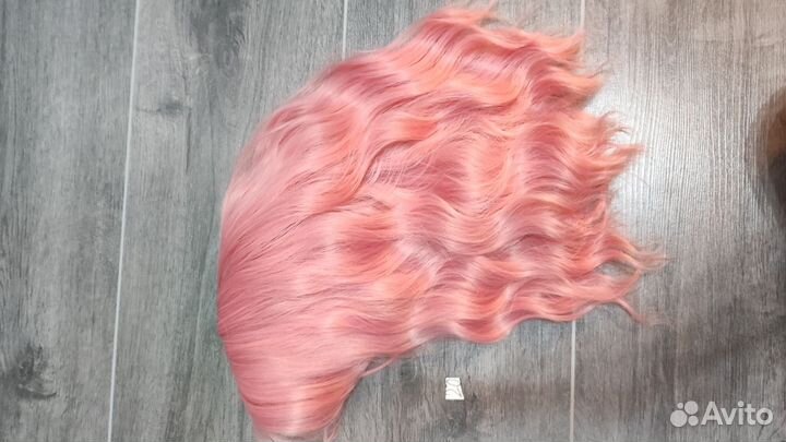 Парик новый короткий