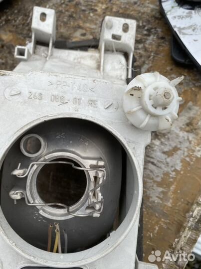 Фара skoda octavia правая