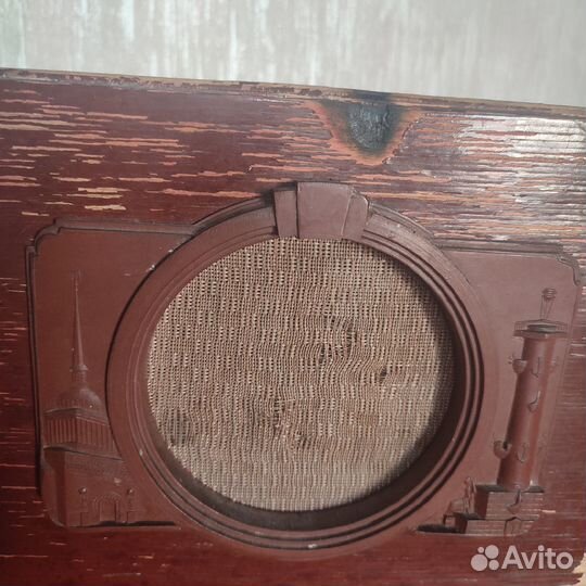 Радиоприемник ретро 