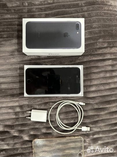 Телефон iPhone 7 plus 128gb