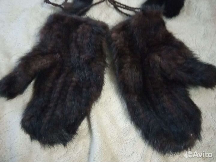 Варежки из норки вязанные