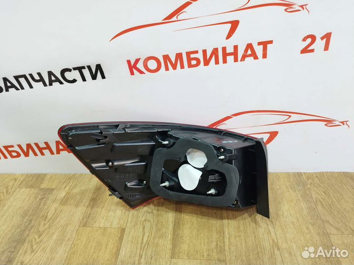 Фонарь задний правый Kia Rio 3 седан Европа