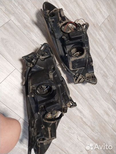 Фары на opel astra h(цена за обе)