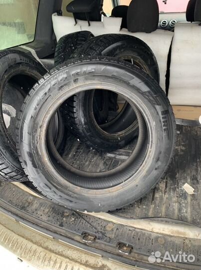 Pirelli Winter Ice Zero 185/60 R15 88T