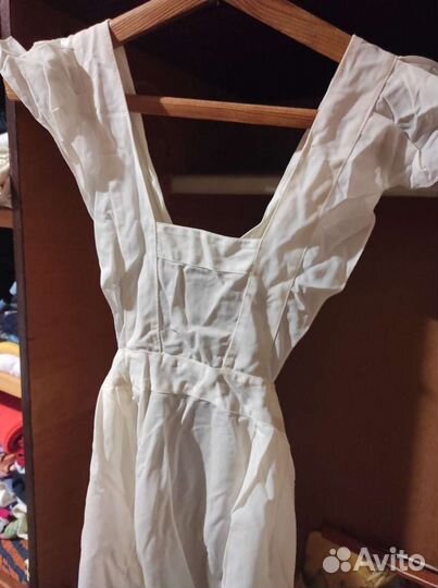 Белый школьный фартук