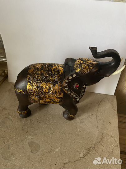 Статуэтка слон