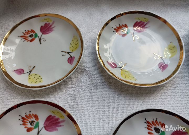 Розетка пурпурный лист Вербилки Форма Ампир, Авт