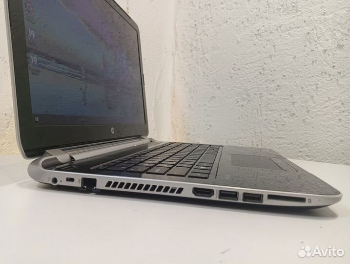 Ноутбук HP Pavilion 15-n060sr