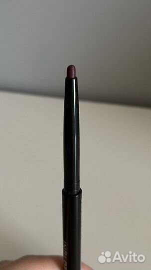 Карандаш для губ inglot