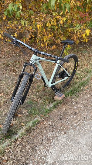 Scott contessa Scale 940 (2022)