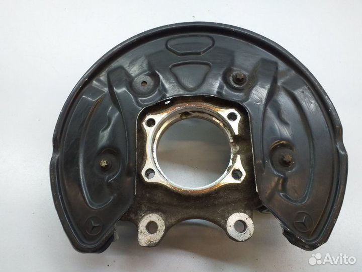 Кулак поворотный задний правый Mercedes-Benz