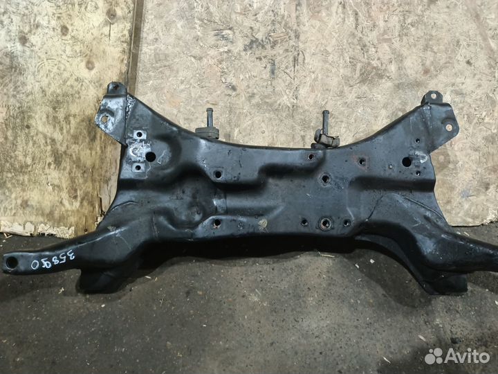 Подрамник Мицубиси Лансер 9