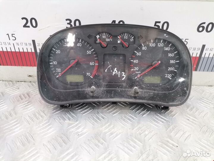 Панель для Volkswagen Golf 4