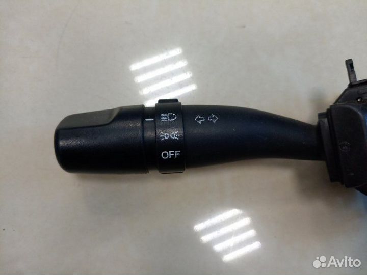 Подрулевой переключатель поворотов Hyundai Accent