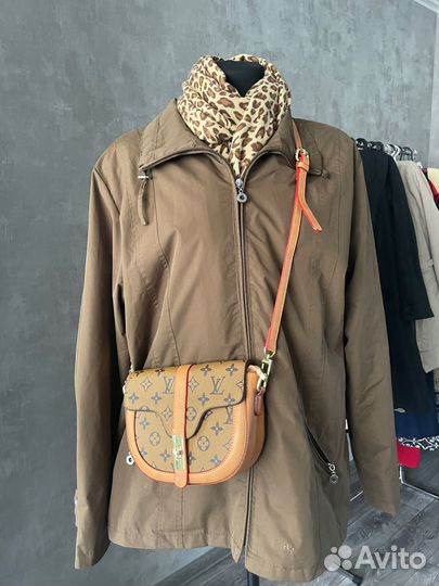 50 52 фирменная ветровка Германия