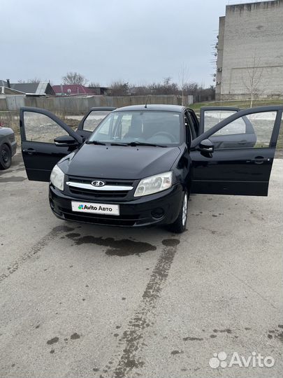 LADA Granta 1.6 МТ, 2012, 399 600 км