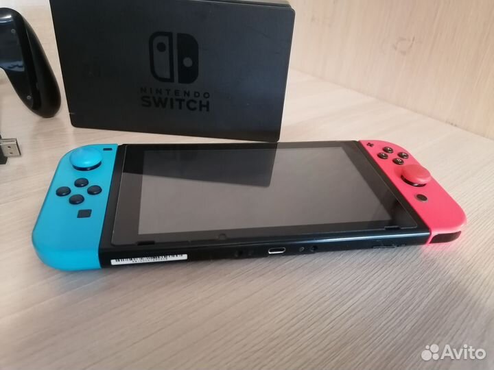 Nintendo Switch 64gb+999игр Прошита
