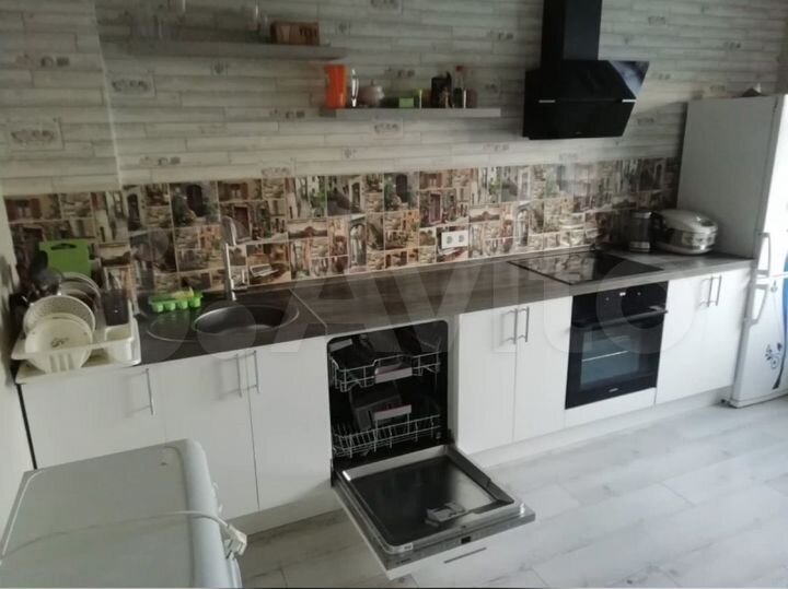 2-к. квартира, 57,9 м², 15/17 эт.