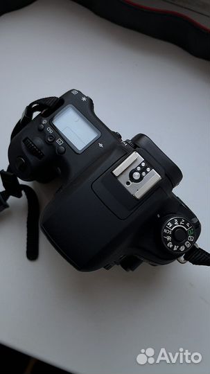 Зеркальный фотоаппарат canon 760 d