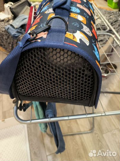 Переноска для собак и кошек