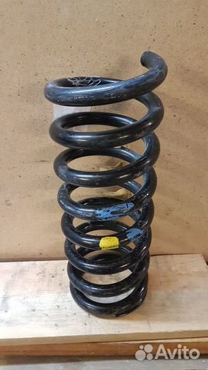 Новая пружина задняя 1шт на Mercedes W140, C140