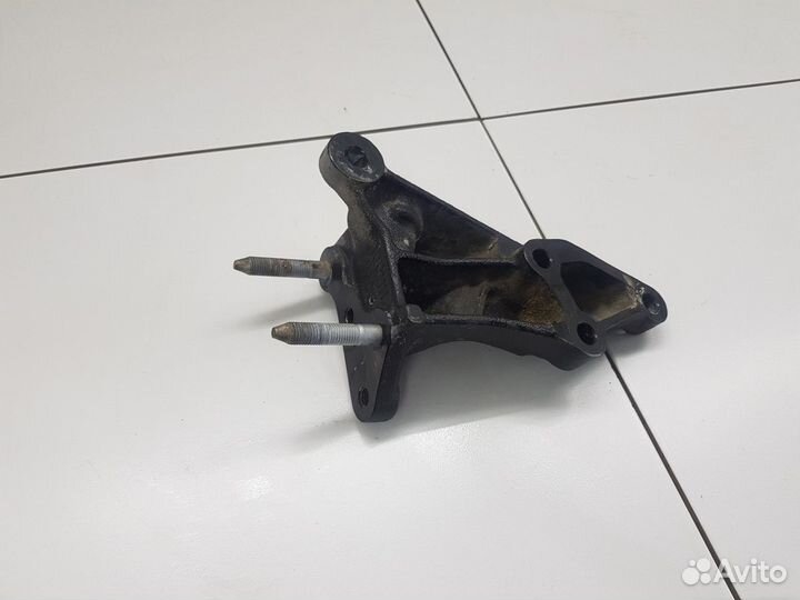 Кронштейн опоры двигателя правый (Haval Jolion)