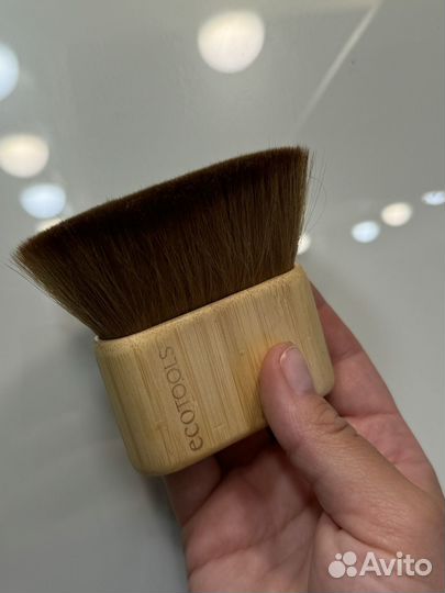 Кисть большая Ecotools
